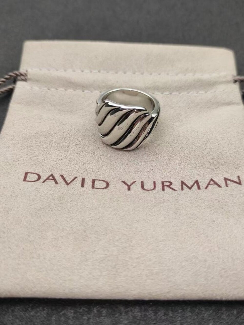 ✨David Yurman Silver Wave Ring